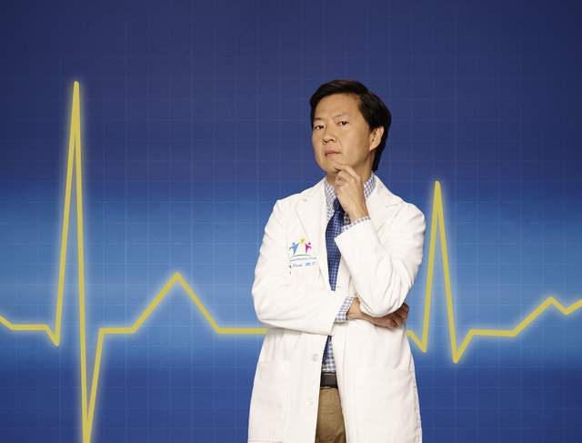 「鄭肯醫生」從舞台上衝下來幫助觀眾 簡直是現實世界超級英雄 「鄭肯醫生」從舞台上衝下來幫助觀眾 簡直是現實世界超級英雄