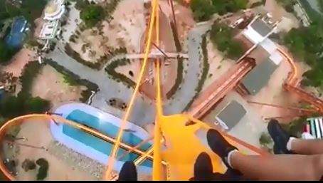 韓國超兇狠《雲霄飛車》用第一視角帶你體驗好～像～在～飛～阿～