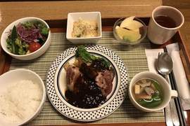 待產孕婦分享《超豪華醫院餐》生完孩子後吃的更是高級 待產孕婦分享《超豪華醫院餐》生完孩子後吃的更是高級