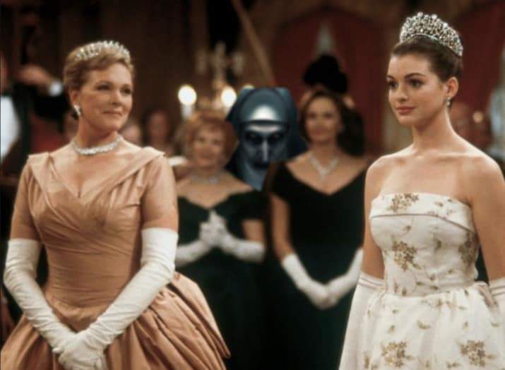 你知道《鬼修女》Bonnie Aarons也有出現在《麻雀變公主》裡嗎？