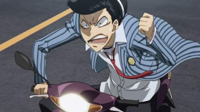 日本貨車駕駛警告《機車要命就別鑽到大車前》這種情況在台灣很常見……