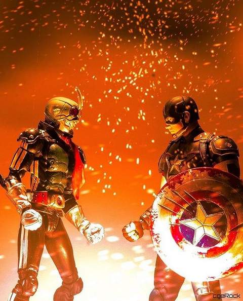 《超級英雄模型寫真》漫威VS假面騎士帥帥的武力對決