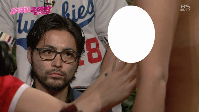 《山田孝之幫你量胸圍》內衣廠商得標山田孝之舉辦公開量胸活動（！？）