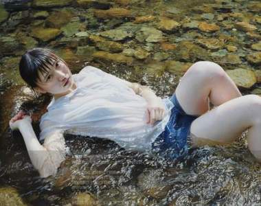 《油畫美少女》遠看像照片的技術這功力太高了 《油畫美少女》遠看像照片的技術這功力太高了