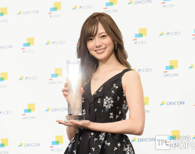 《2017年日本寫真集銷售排行榜》乃木坂46成員寫真集就佔了榜上六名啊 《2017年日本寫真集銷售排行榜》乃木坂46成員寫真集就佔了榜上六名啊