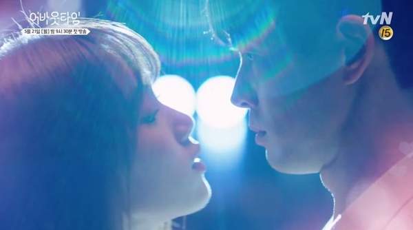 時間暫停之戀《想暫停的瞬間:About Time》我,能看到生命在倒數你知道嗎? 時間暫停之戀《想暫停的瞬間:About Time》我,能看到生命在倒數你知道嗎?