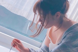 酥胸微露《橋本環奈長大了》19歲的男友襯衫+純白背心畫面太美好 酥胸微露《橋本環奈長大了》19歲的男友襯衫+純白背心畫面太美好