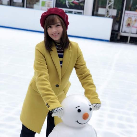 酥胸微露《橋本環奈長大了》19歲的男友襯衫+純白背心畫面太美好 - 圖片2 酥胸微露《橋本環奈長大了》19歲的男友襯衫+純白背心畫面太美好 - 圖片2