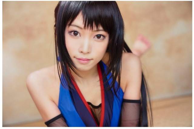 《泳裝女忍者》夏天到了就拿著手裡劍衝進泳池吧 《泳裝女忍者》夏天到了就拿著手裡劍衝進泳池吧