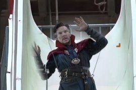 《奇異博士P進水上樂園》整個人手忙腳亂超好笑 《奇異博士P進水上樂園》整個人手忙腳亂超好笑