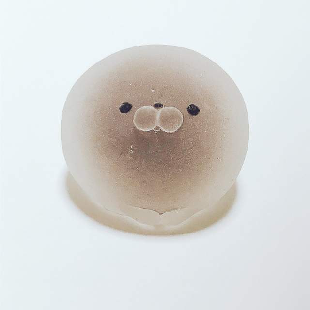 透明感的《超Q彈海豹》有種可以加入三種冰裡面吃的感覺啊❤ 透明感的《超Q彈海豹》有種可以加入三種冰裡面吃的感覺啊❤