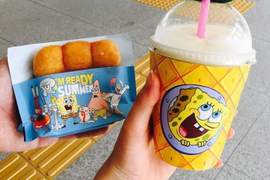 Dunkin' Donuts《海綿寶寶甜甜圈》是誰住在深海裡的大鳳梨裡~海綿寶寶♪ Dunkin' Donuts《海綿寶寶甜甜圈》是誰住在深海裡的大鳳梨裡~海綿寶寶♪