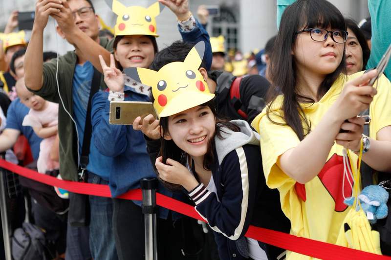 《台南Pokemon Go》傳說的流浪藝人出沒?快手抓寶阿北有如變魔術…… 《台南Pokemon Go》傳說的流浪藝人出沒?快手抓寶阿北有如變魔術……