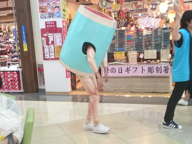  太鼓達人《咚醬布偶內部意外曝光》好害羞的露屁屁了啦(●｀ 艸 ´)