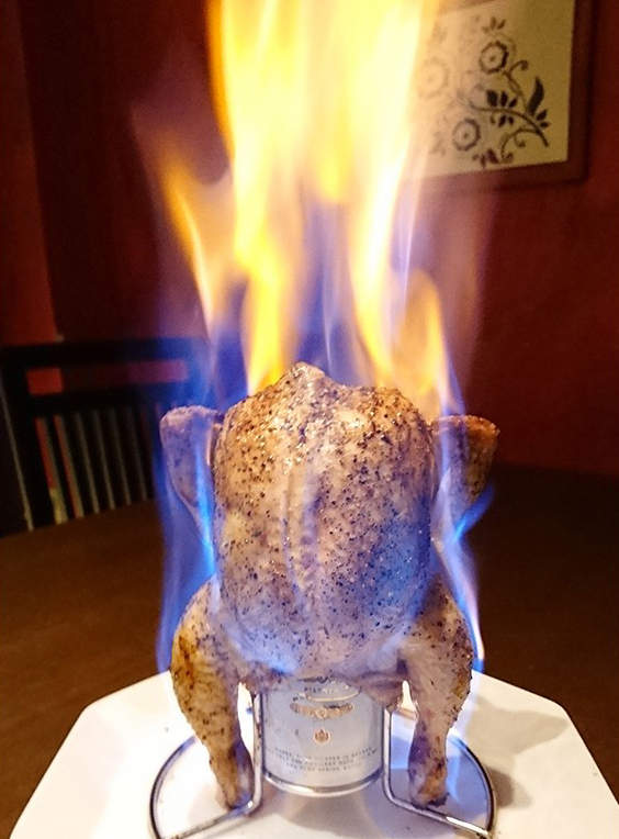 超豪邁《惡魔料理》遭受地獄業火焚燒的惡魔雞讓你又多了個去名古屋的理由♪ 超豪邁《惡魔料理》遭受地獄業火焚燒的惡魔雞讓你又多了個去名古屋的理由♪