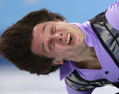就連《羽生結弦》都躲不掉《溜冰選手們的瞬間照片》選手們應該很想毀掉這些照片... 就連《羽生結弦》都躲不掉《溜冰選手們的瞬間照片》選手們應該很想毀掉這些照片...