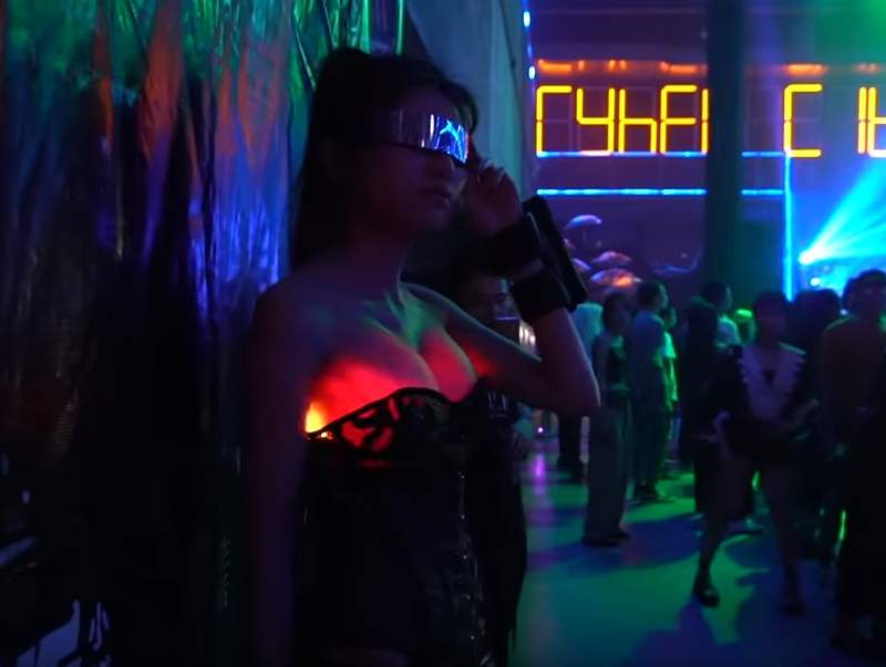 《LED炫光矽膠奶》SexyCyborg全新自製超酷馬甲裝備