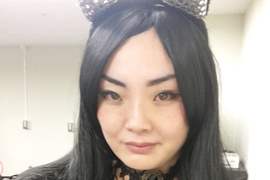請尊重專業《日本聲優「佐竹海莉」被朋友評論只是念念日文收這麼貴》那麼簡單你來做啊(白眼) 請尊重專業《日本聲優「佐竹海莉」被朋友評論只是念念日文收這麼貴》那麼簡單你來做啊(白眼)