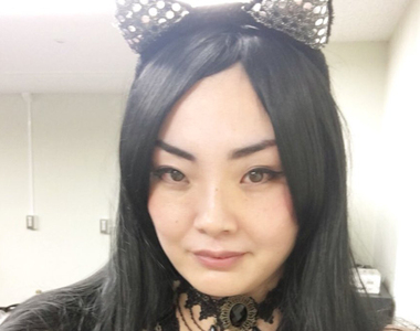 請尊重專業《日本聲優「佐竹海莉」被朋友評論只是念念日文收這麼貴》那麼簡單你來做啊(白眼) 請尊重專業《日本聲優「佐竹海莉」被朋友評論只是念念日文收這麼貴》那麼簡單你來做啊(白眼)
