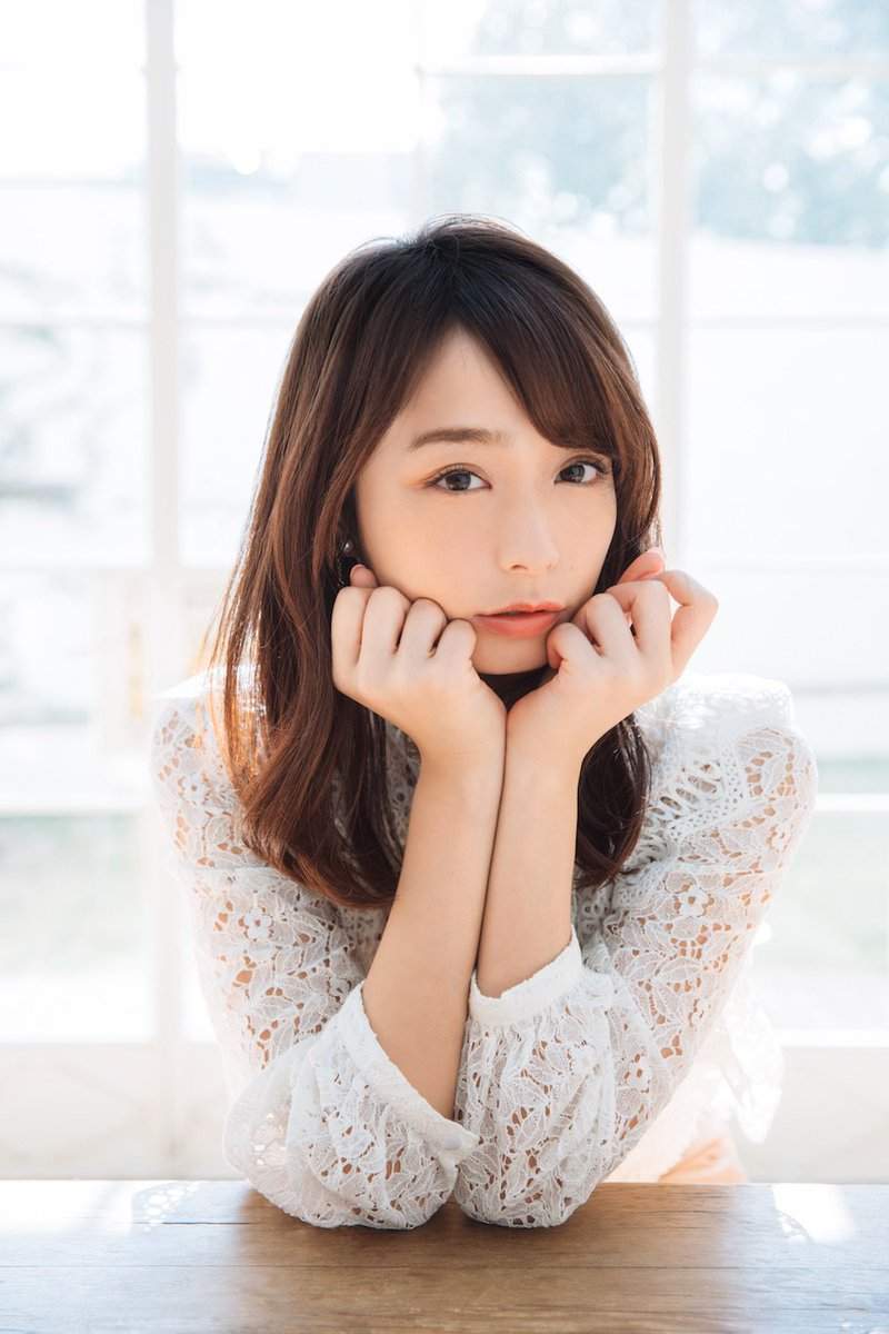 美女主播《宇垣美里》不戰就能擊退癡漢的方法就是靠化妝