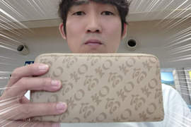 《名為COACH的高知錢包》一樣叫"COACH"但帶出門或許需要點勇氣ww 《名為COACH的高知錢包》一樣叫"COACH"但帶出門或許需要點勇氣ww