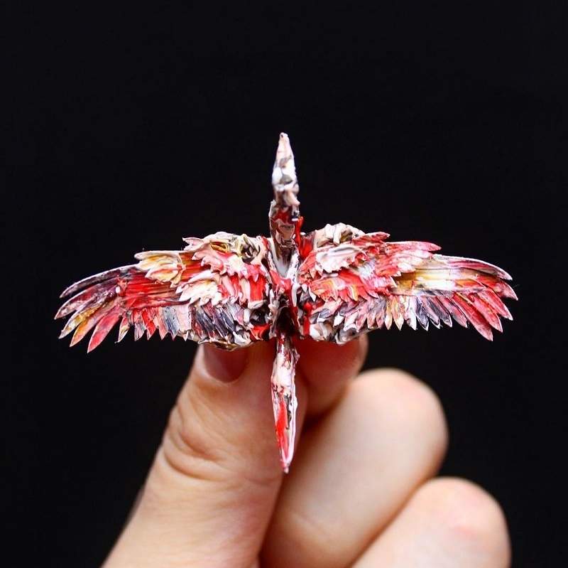 挑戰完直接變摺紙大師《連續摺紙鶴1000天》摺到最後已經出神入化了w 挑戰完直接變摺紙大師《連續摺紙鶴1000天》摺到最後已經出神入化了w