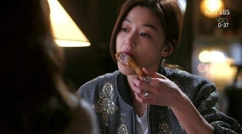 前輩7pupu《新進職員搶雞腿吃》是新人不懂事還是老鳥太計較? 前輩7pupu《新進職員搶雞腿吃》是新人不懂事還是老鳥太計較?