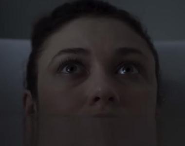 恐怖片《Mara》鬼只壓床還不夠 順便把人給殺了 恐怖片《Mara》鬼只壓床還不夠 順便把人給殺了