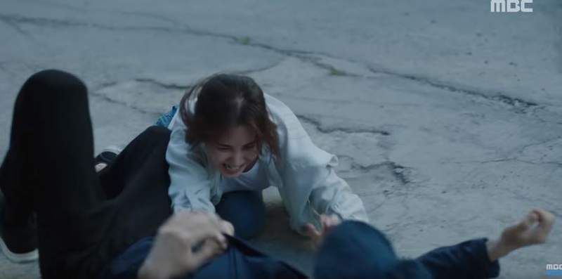 少女時代中往演員路前進的《徐玄》新戲演技大爆發引發熱議