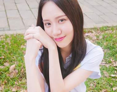 小香看正妹 直播主《百白兒》是個害羞內向的隱性腐女~ 小香看正妹 直播主《百白兒》是個害羞內向的隱性腐女~
