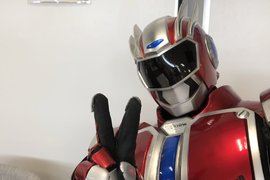 北九超人從台灣帶《手榴彈行動電源》超級英雄慘被當成恐怖份子…… 北九超人從台灣帶《手榴彈行動電源》超級英雄慘被當成恐怖份子……