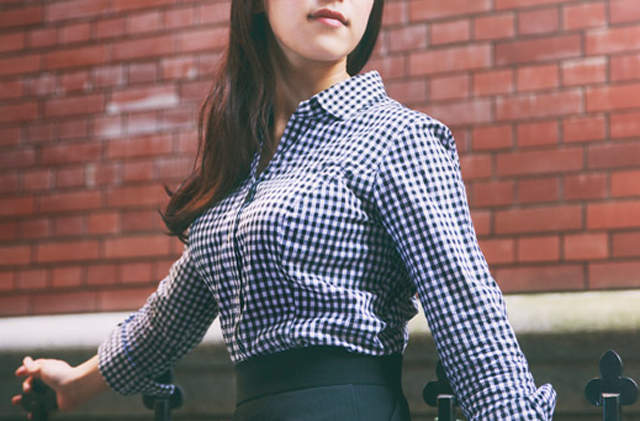 巨乳女孩專門品牌《over E》再也不用擔心襯衫鈕扣炸開啦 巨乳女孩專門品牌《over E》再也不用擔心襯衫鈕扣炸開啦