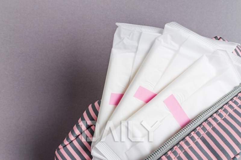 男友不幫忙買《衛生棉》被女友狠甩 上網問是女友瞎還是自己有問題? 男友不幫忙買《衛生棉》被女友狠甩 上網問是女友瞎還是自己有問題?