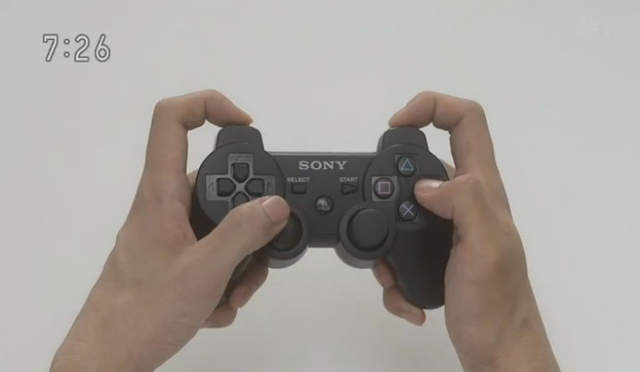 體現玩家個性的《遊戲手把握法》PS2手把竟然也有這麼多變化…… 體現玩家個性的《遊戲手把握法》PS2手把竟然也有這麼多變化……