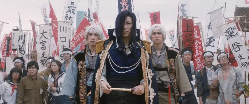 日本電影史上最大級鬧劇《飛翔吧埼玉》預告公開 GACKT的男男吻戲太搶眼(*´艸`*) 日本電影史上最大級鬧劇《飛翔吧埼玉》預告公開 GACKT的男男吻戲太搶眼(*´艸`*)