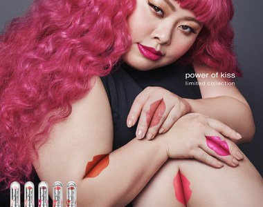 《渡邊直美×植村秀》推出限量版唇膏「naomi x shu uemura rouge unlimited collection」 《渡邊直美×植村秀》推出限量版唇膏「naomi x shu uemura rouge unlimited collection」