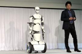 《暗黑版Pepper》au最新發表機器人「MODEL H」凶狠外型引發網友恐慌ww 《暗黑版Pepper》au最新發表機器人「MODEL H」凶狠外型引發網友恐慌ww