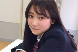 全日本最適合制服的女高中生《齊藤英里》泳裝寫真初挑戰 全日本最適合制服的女高中生《齊藤英里》泳裝寫真初挑戰