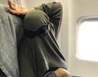 《飛機上的惱人行為》奇人共賞這些乘客hen猛的好嗎 《飛機上的惱人行為》奇人共賞這些乘客hen猛的好嗎