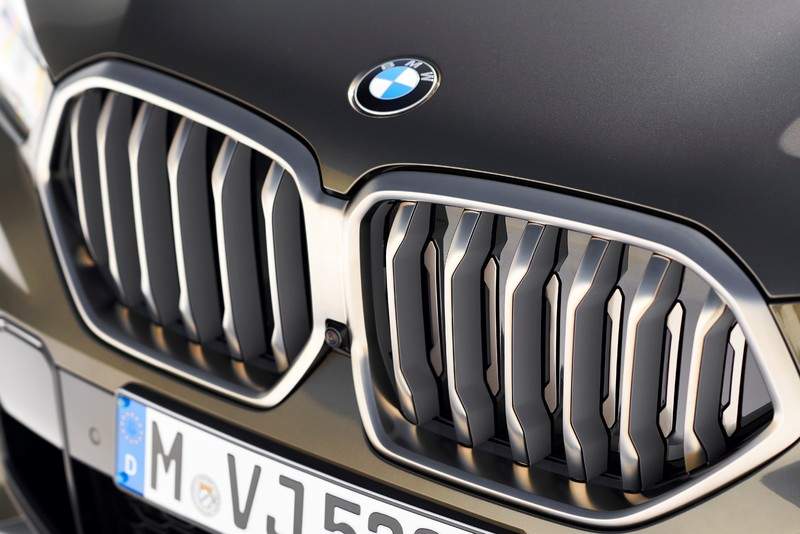 這不是螺旋槳 《BMW》自述藍白廠徽的背後故事 這不是螺旋槳 《BMW》自述藍白廠徽的背後故事