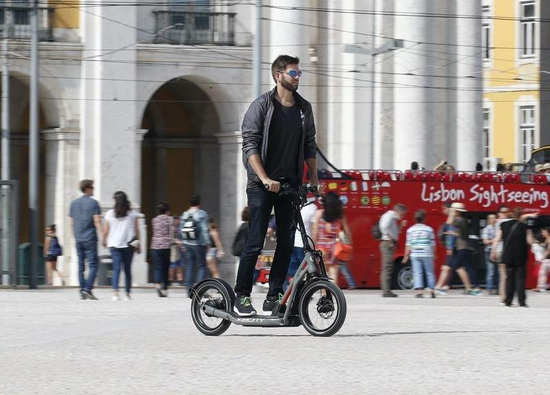 折合臺幣8萬元 電動滑板車《BMW X2City》歐洲市場開賣 折合臺幣8萬元 電動滑板車《BMW X2City》歐洲市場開賣