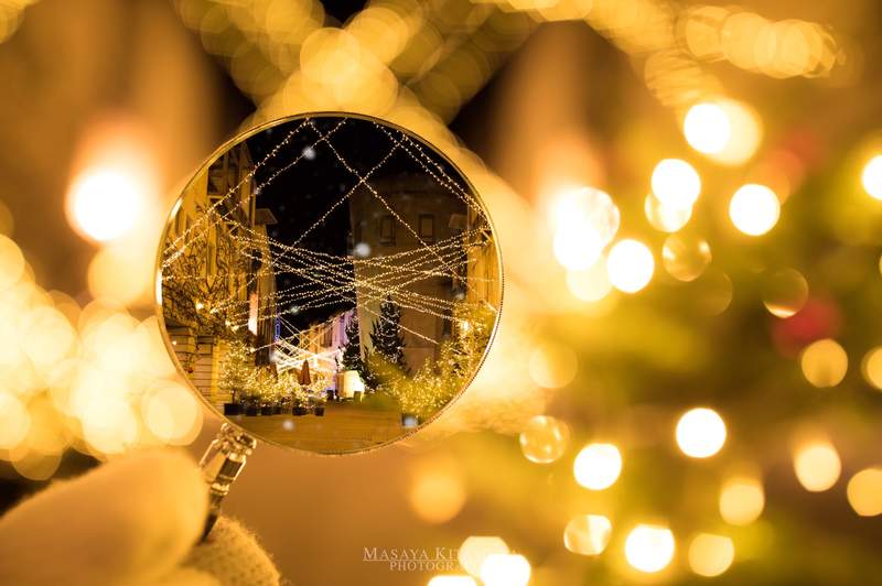 《超美夜景拍攝技巧》想拍出與眾不同的聖誕燈景,多了一支放大鏡就完全不一樣... 《超美夜景拍攝技巧》想拍出與眾不同的聖誕燈景,多了一支放大鏡就完全不一樣...