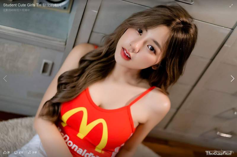 泰國嫩模寫真美圖《麥當勞女孩》好想跟她一起沾著番茄醬吃一份大薯喔❤