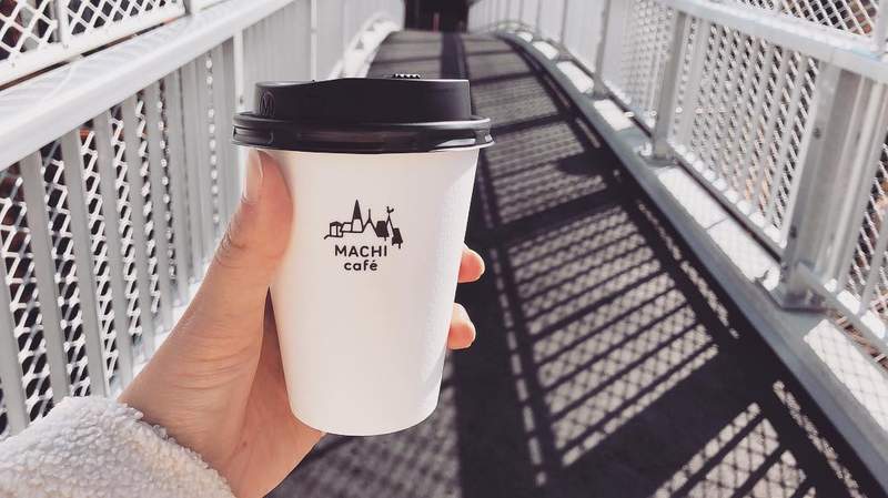 《黑色咖啡杯蓋意外的好處》讓女生超有同感的理由引發瘋傳