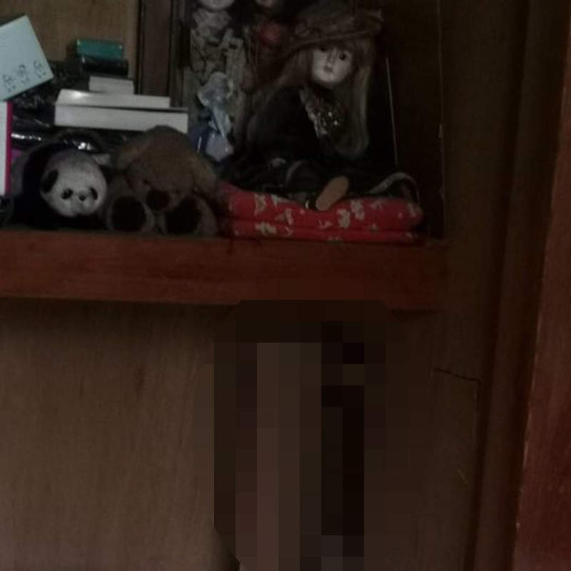 《老房子裡的腳步聲》原本以為有座敷童子的存在,開牆後的真相讓推民震驚... 《老房子裡的腳步聲》原本以為有座敷童子的存在,開牆後的真相讓推民震驚...