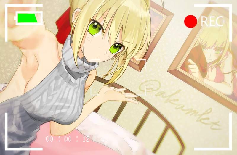 2020年最新款《殺死童貞的毛衣》綁線開胸還外加露背，這樣的性感你可能hold不住