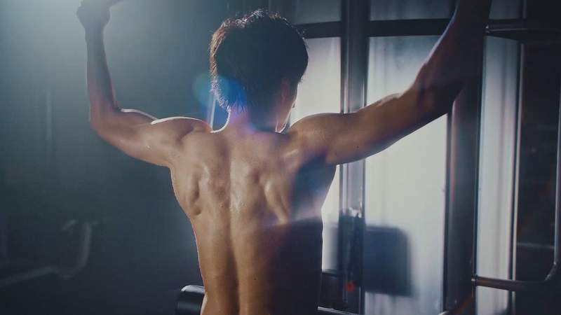 【有片】《田中圭》廣告大秀肌肉 "無用的好身材"終於派上用場ww 【有片】《田中圭》廣告大秀肌肉 "無用的好身材"終於派上用場ww