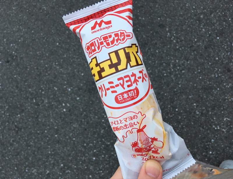 日本新推《美乃滋冰棒》超過300卡的高熱量冰棒期間限定登場... 日本新推《美乃滋冰棒》超過300卡的高熱量冰棒期間限定登場...