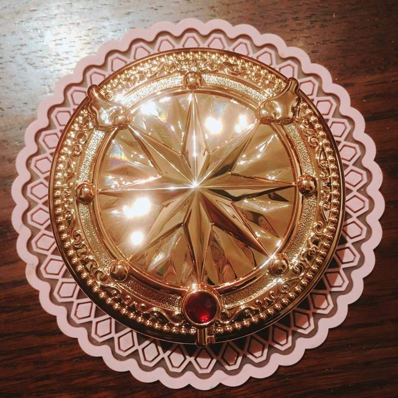 《庫洛魔法使一番賞》「Starry Magic」賞品實照　A賞粉餅美翻啦～　