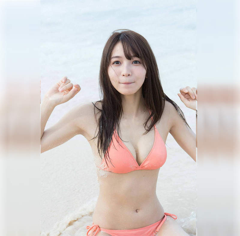 【有片】腰間看不出多餘的肉肉《傳谷英里香》最新雜誌寫真23歲的她這樣的身材好棒棒